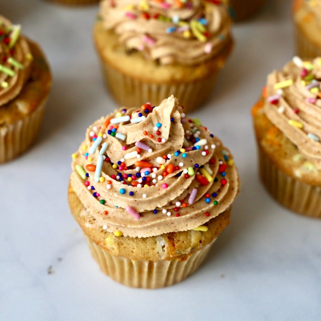 Birthday Cupcakes with Snickerdoodle Frosting